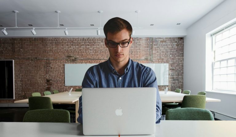 Comment démarrer une petite entreprise en ligne ?