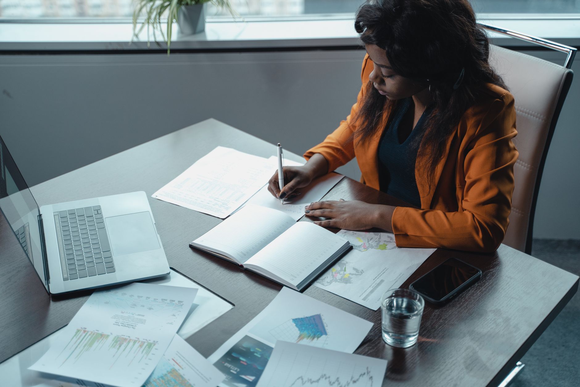 Pourquoi externaliser la gestion comptable ?