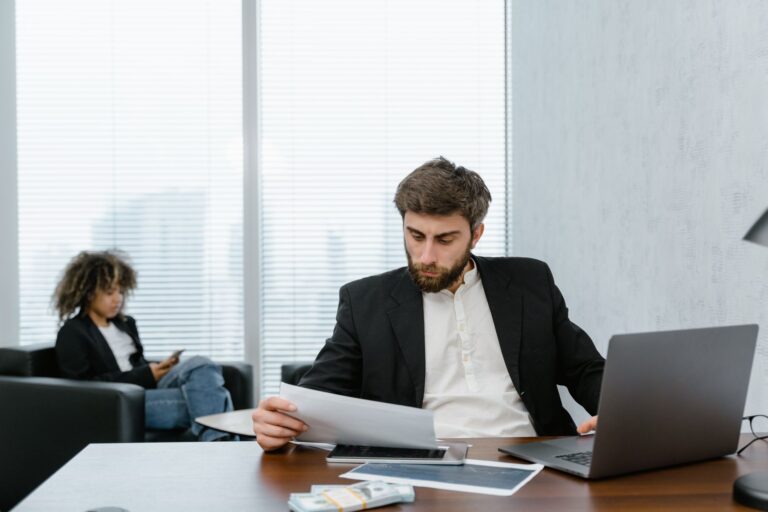 L&rsquo;expert comptable peut-il devenir un conseiller en investissements ?