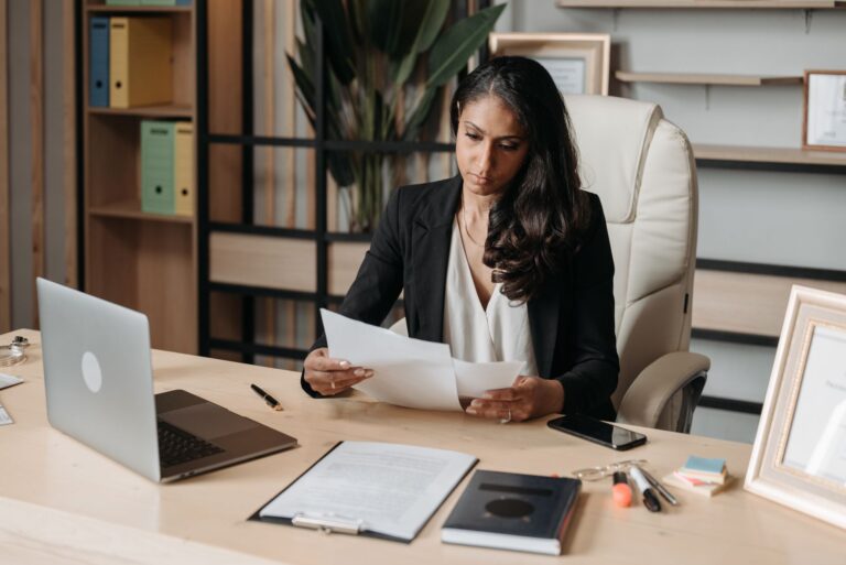 Comment l&rsquo;expertise comptable peut-elle contribuer à la gestion des risques financiers pour les PME ?