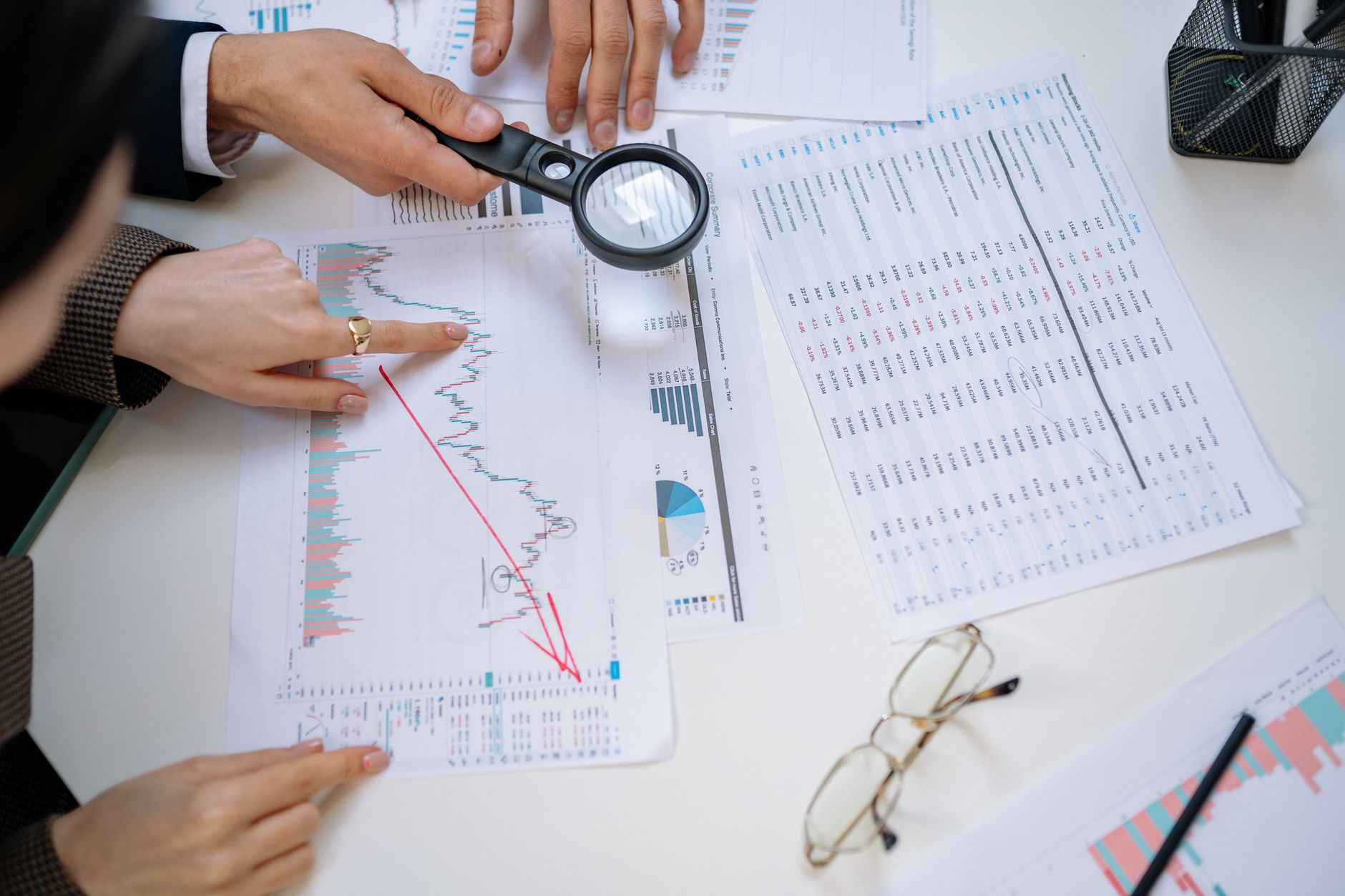 Comment l&rsquo;expert-comptable contribue-t-il à la responsabilité sociétale des entreprises dans le cadre de l&rsquo;audit social ?