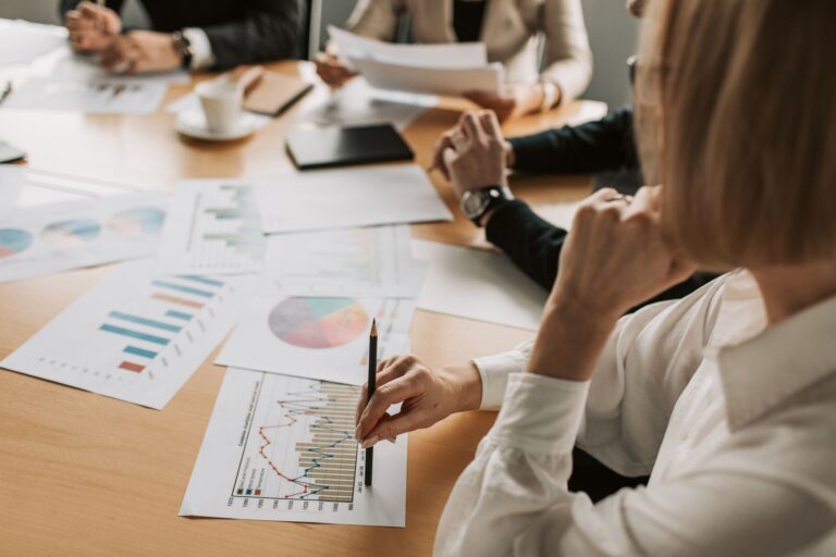 Quelles sont les procédures comptables et normes à respecter pour les états financiers consolidés ?